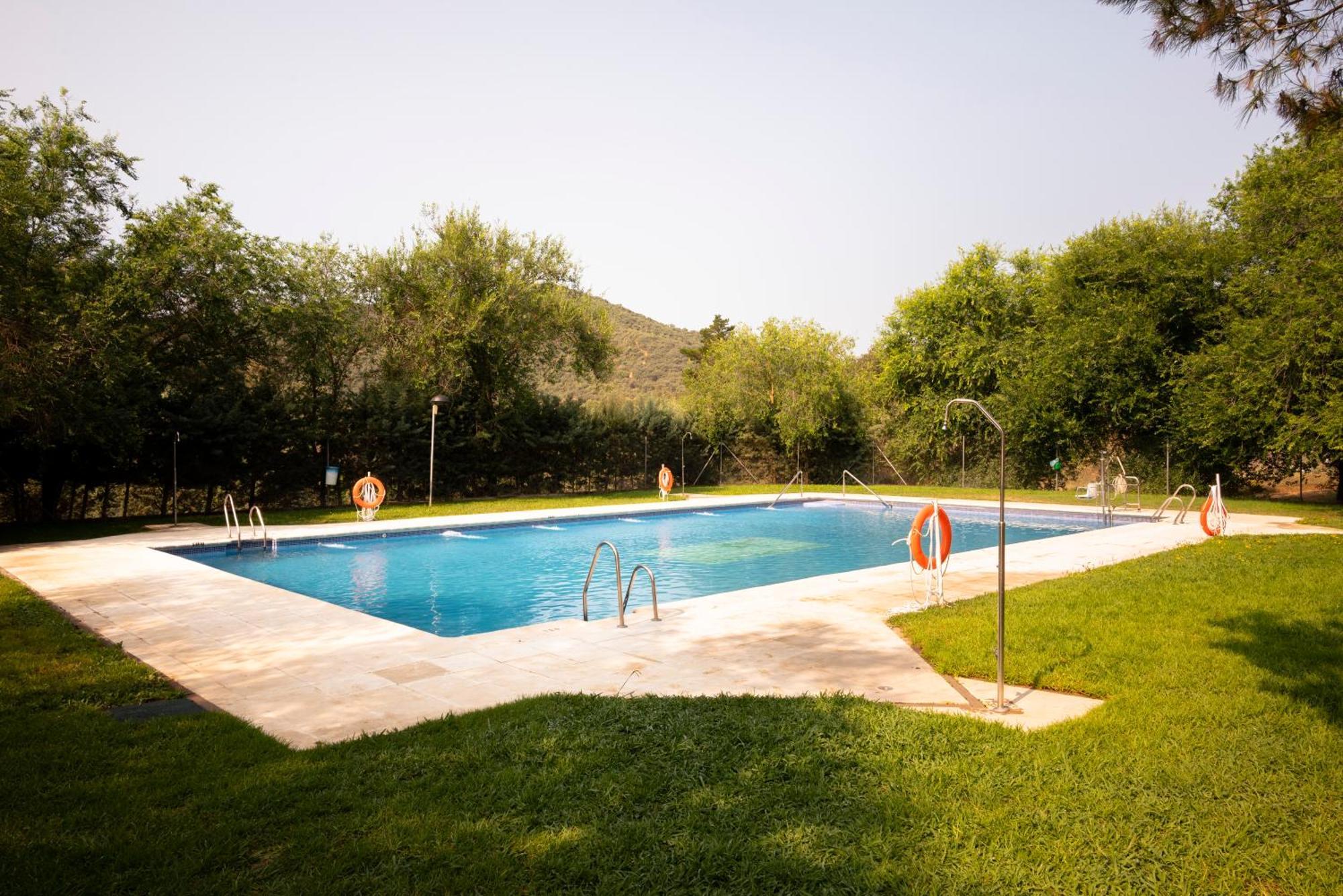 Bungalows Camping Jimmy Jones Villaviciosa de Cordoba Екстер'єр фото